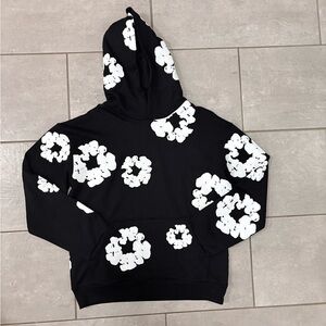 Stylish Black and White Floral Men's Sweater